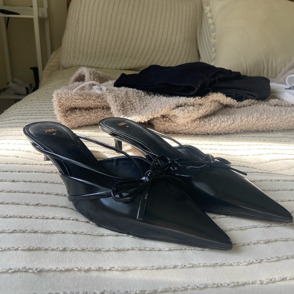 Zara Black Women's Kitten Heels